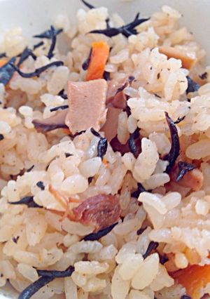 釜めしの素でひじきご飯-レシピのメイン写真