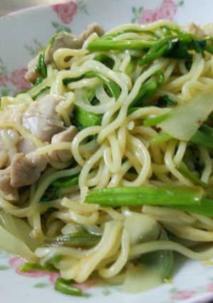 セリたっぷり鶏塩やきそば-レシピのメイン写真