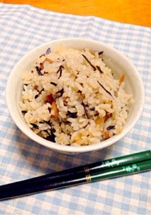 超簡単(^-^)絶品ひじきごはん-レシピのメイン写真