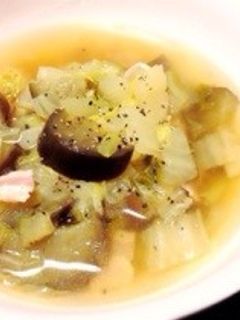 白菜とナスのコンソメスープ-レシピのメイン写真
