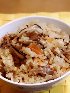 我が家定番の炊き込みご飯(*´ω`*)-レシピのメイン写真