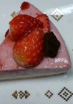 イチゴとクリームチーズのムースケーキ-レシピのメイン写真