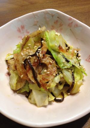 《簡単♪小鉢》キャベツと竹輪の旨味炒め-レシピのメイン写真