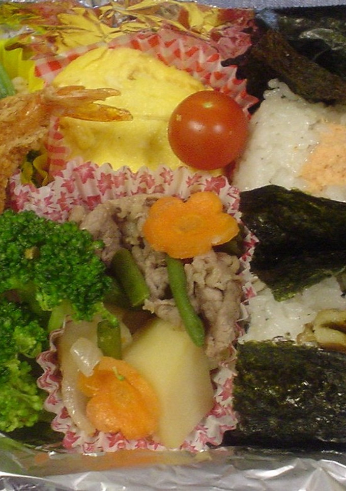 はなびし草の鮭マヨと焼アナゴのおにぎり-レシピのメイン写真