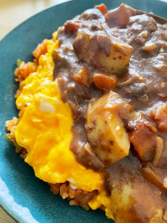 【カレーリメイク】オムカレー-レシピのメイン写真