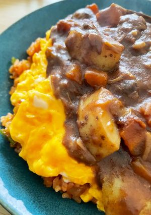 【カレーリメイク】オムカレー-レシピのメイン写真
