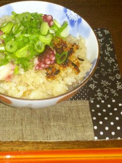 土鍋でご飯ふっくら♪おこげも旨いタコ飯-レシピのメイン写真