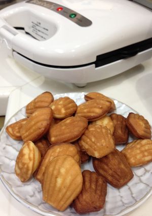 ホットケーキミックスでマドレーヌ-レシピのメイン写真