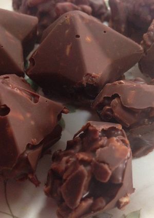 まだ間に合う！Vtに柿の種チョコロッシェ-レシピのメイン写真