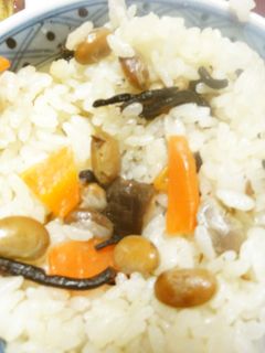 節分豆で五目ご飯-レシピのメイン写真