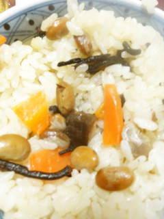 節分豆で五目ご飯-レシピのメイン写真