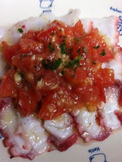タコのカルパッチョトマトマリネ乗せ-レシピのメイン写真