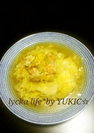 ペロリと完食！！丸ごとキャベツ煮-レシピのメイン写真