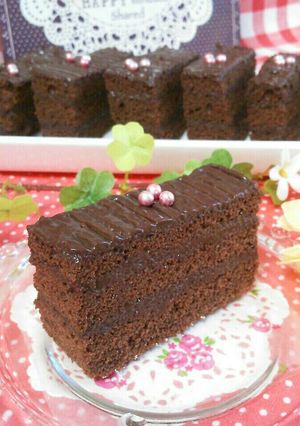 簡単!重ねるだけ♪濃厚な生チョコケーキ♡-レシピのメイン写真