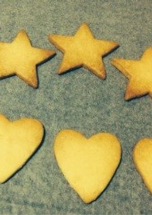 シンプルな型抜きクッキー-レシピのメイン写真