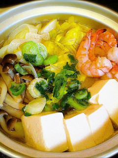 プチッと鍋でエビの寄せ鍋-レシピのメイン写真