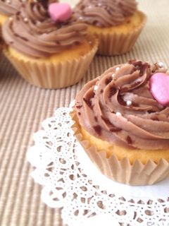 バタークリームで♡簡単カップケーキデコ-レシピのメイン写真