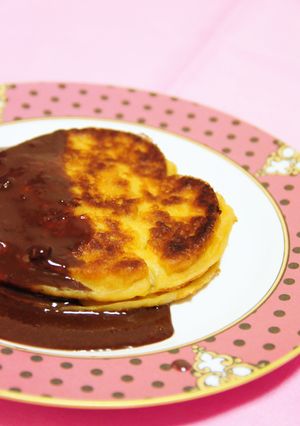 簡単♡お好み焼き粉でもちふわパンケーキ風-レシピのメイン写真
