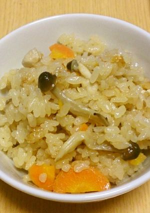 節約☆簡単☆油揚げ入り炊き込みご飯-レシピのメイン写真