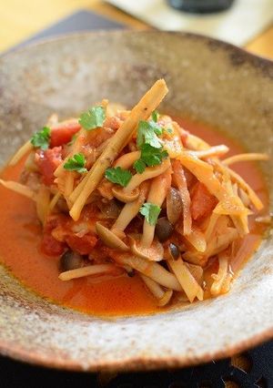 鶏肉とごぼうのトマトクリーム煮-レシピのメイン写真