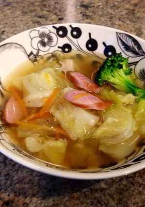 簡単♡残り野菜たっぷりのコンソメスープ-レシピのメイン写真