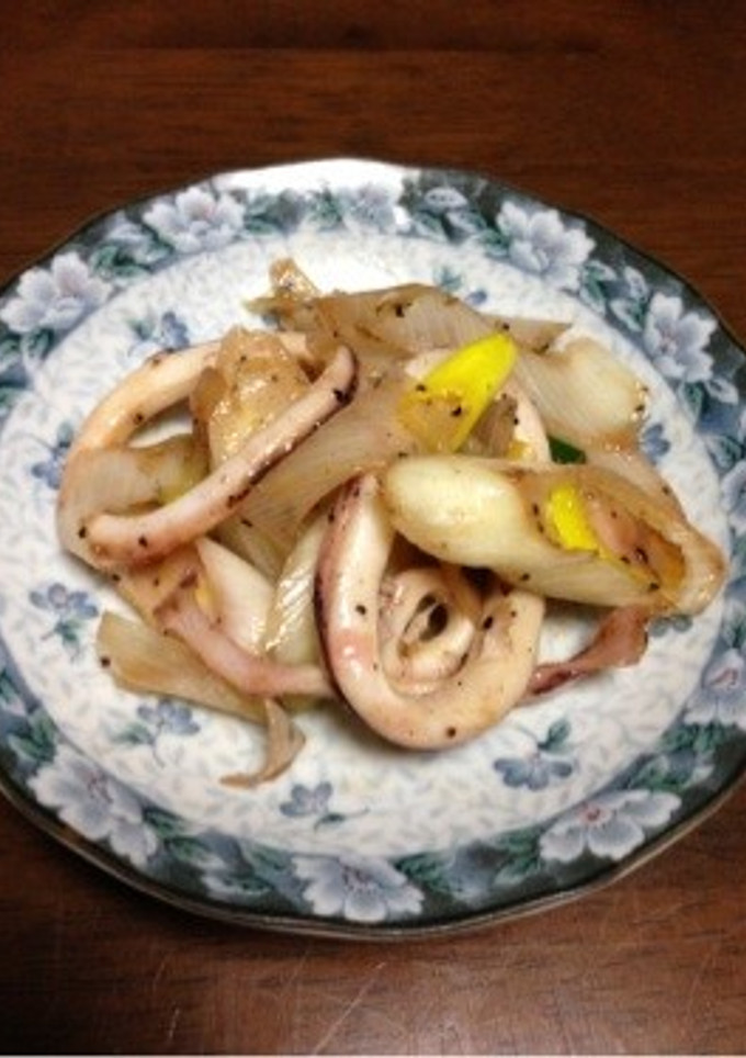 冬野菜☆長ネギといかのポン酢バター炒め-レシピのメイン写真