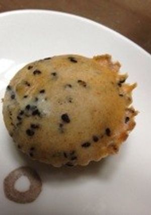 簡単ノンオイルきな粉黒ゴママフィン-レシピのメイン写真