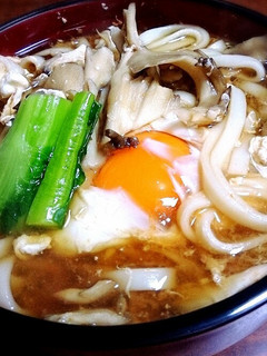 プチッと鍋で五輪応援夜食☆煮込みうどん-レシピのメイン写真