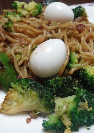 ご当地★うずらとブロッコリー塩焼きそば-レシピのメイン写真