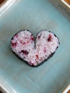 ハートの巻き寿司♪ひな祭り・バレンタイン-レシピのメイン写真