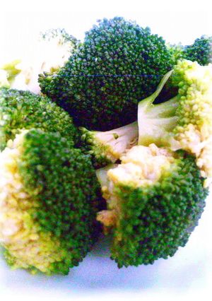 レンジで鮮やか＊ブロッコリーの茹で方-レシピのメイン写真