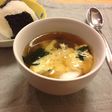 わかめと卵の中華風スープ