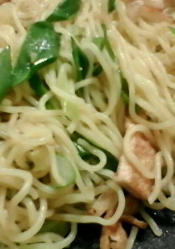 九条ネギと油揚げのシンプル塩焼きそば-レシピのメイン写真
