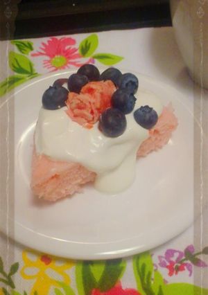 いちご不用で✩ピンクのいちご風味蒸しパン-レシピのメイン写真