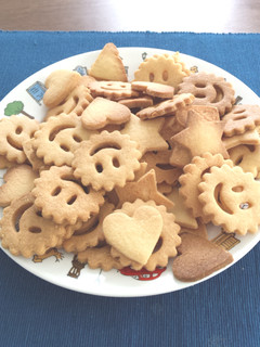 型抜きクッキー-レシピのメイン写真