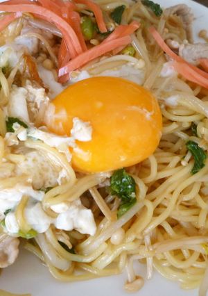 らーめんっぽい焼きそばめんつゆ仕立て-レシピのメイン写真