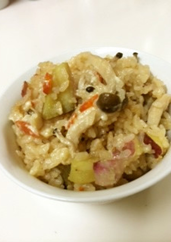 サツマイモときのこのオイマヨ炊き込みご飯-レシピのメイン写真