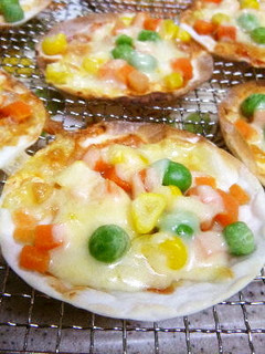 簡単(*'▽'*)餃子の皮でピザ-レシピのメイン写真