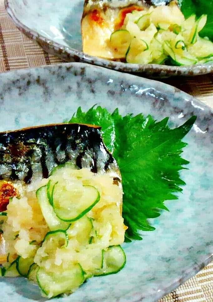 鯖の塩焼きを大根おろしと胡瓜で♪-レシピのメイン写真