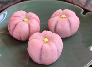 簡単！ひな祭りの練りきり ♪ (桃の花）-レシピのメイン写真