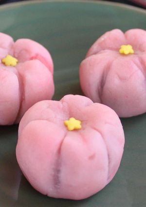 簡単！ひな祭りの練りきり ♪ (桃の花）-レシピのメイン写真