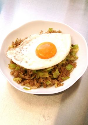 簡単ズボラ飯♪バター香るソースご飯-レシピのメイン写真