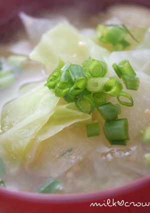 薄切り大根とキャベツの味噌汁-レシピのメイン写真
