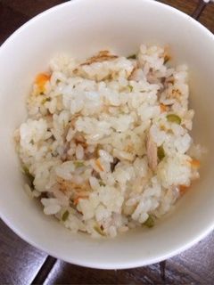 簡単!子供も喜ぶ混ぜご飯。ピラフ-レシピのメイン写真