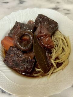 ワインで作るビーフシチュー-レシピのメイン写真