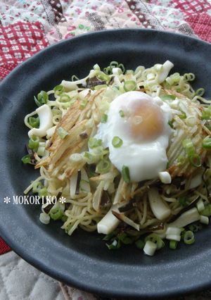 イカ塩焼きそば＊ポテト＆温玉のせ-レシピのメイン写真
