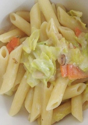 焦がしニンニク梅チーズ味の野菜パスタ-レシピのメイン写真