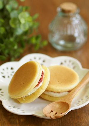 ♡いちごチーズクリーム♡ミニどら焼き-レシピのメイン写真