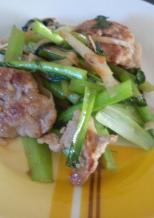 ☆大根の皮と葉、豚肉、小松菜の炒め物☆-レシピのメイン写真