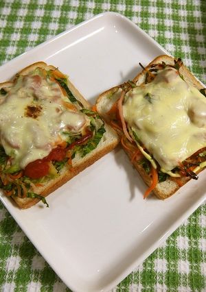 ヘルシー！たっぷり野菜トースト-レシピのメイン写真